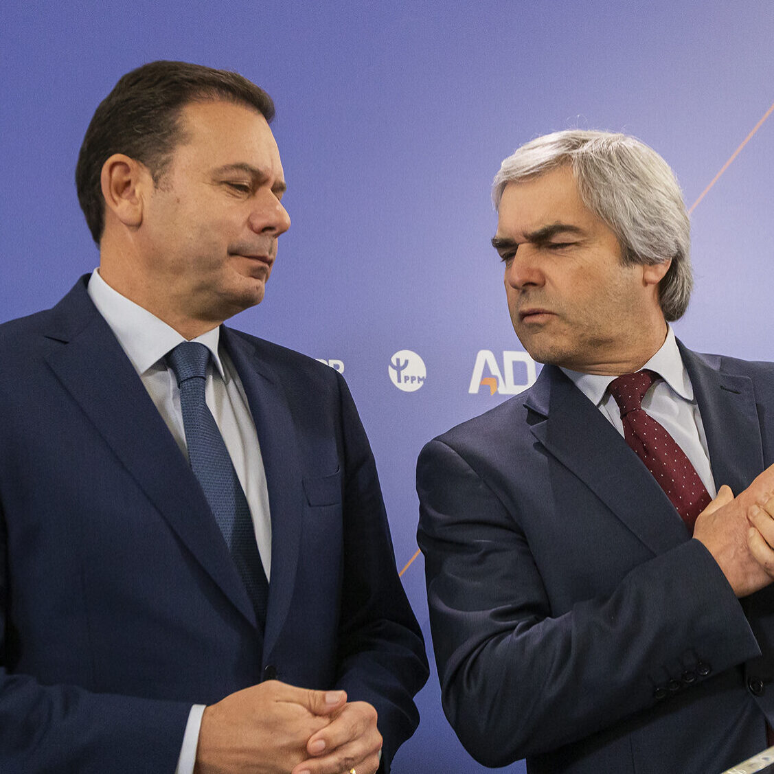 Luís Montenegro speaking to the press after a working meeting with economists at PSD headquarters - 16JAN24