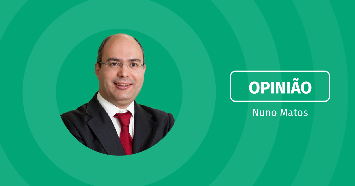 Complicar o que se queria simplificar