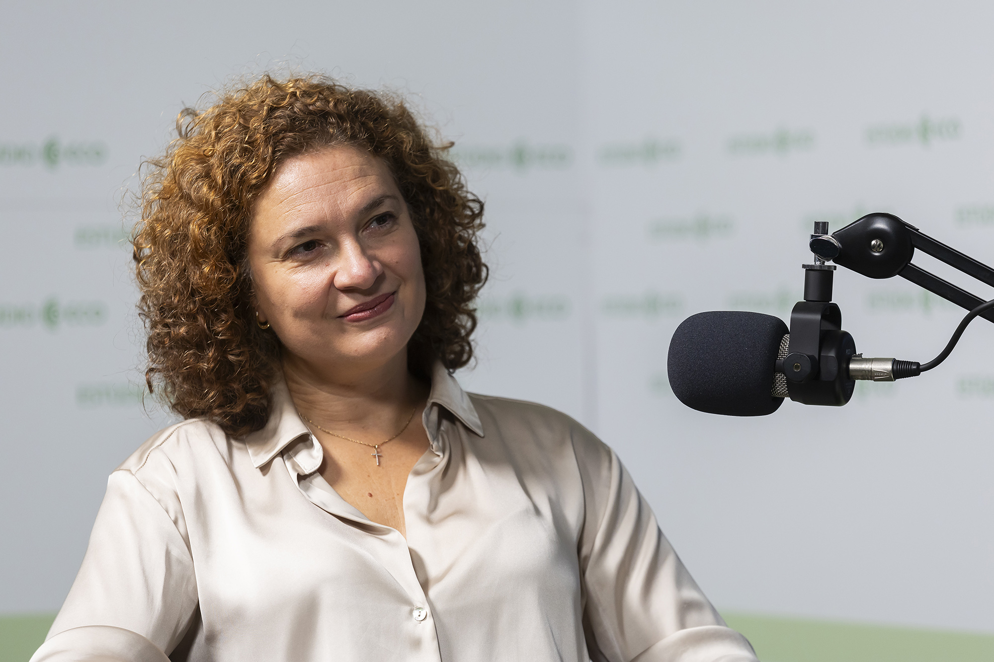 “Ou nos adaptamos à inteligência artificial ou vamos ter desafios no futuro” – ECO 4 jaquelina vieira07