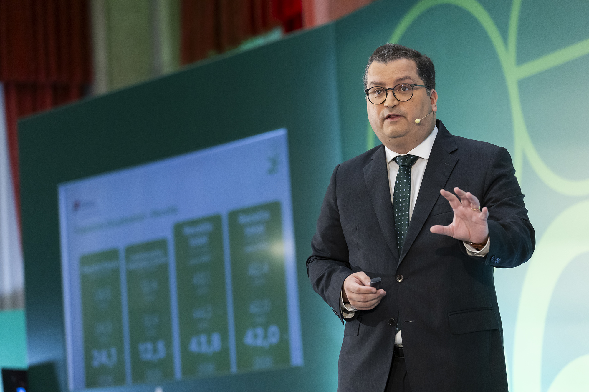 Entrega do documento do Orçamento do Estado para 2026 - 09OUT25