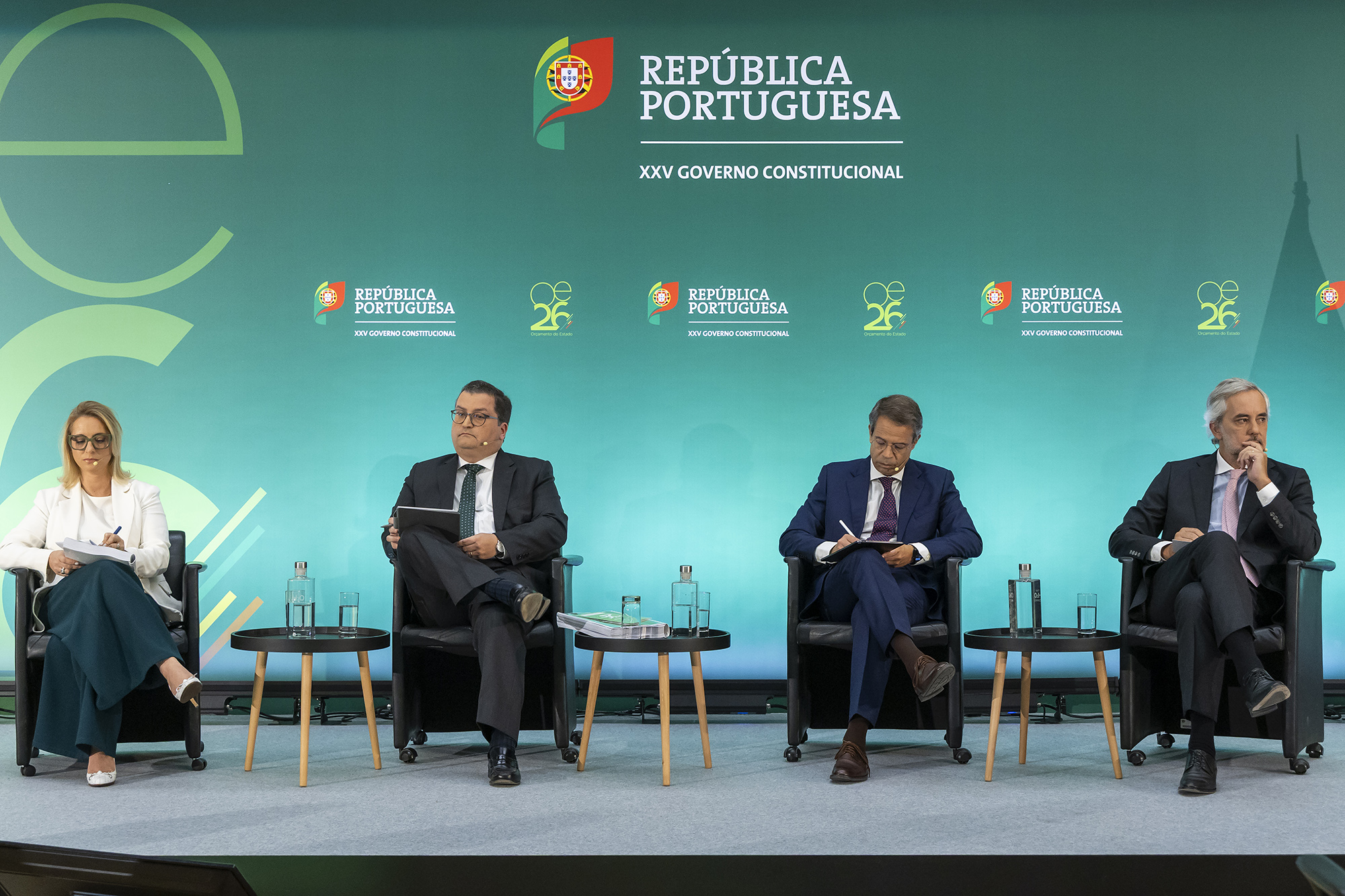 Entrega do documento do Orçamento do Estado para 2026 - 09OUT25