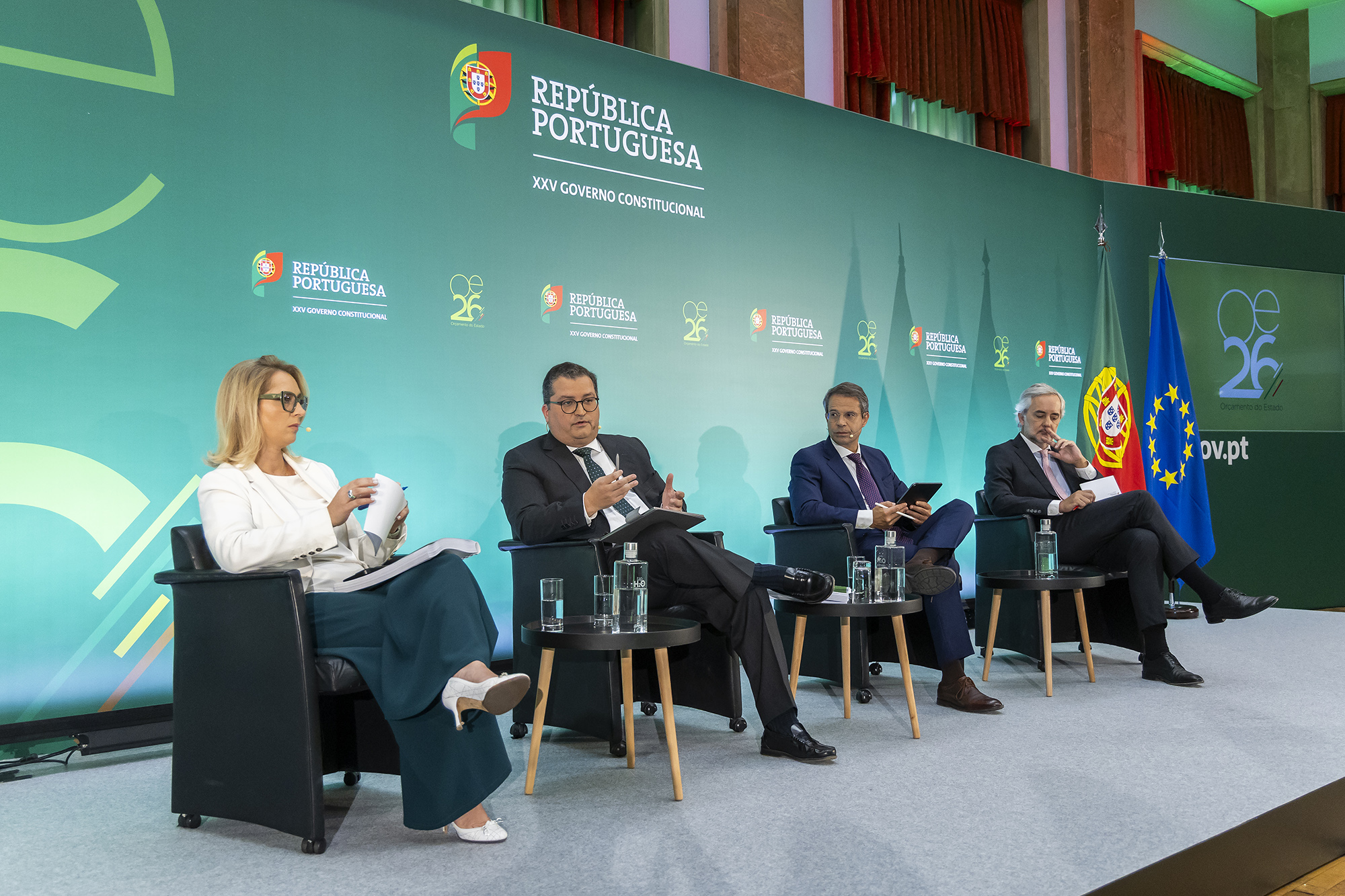 Entrega do documento do Orçamento do Estado para 2026 - 09OUT25