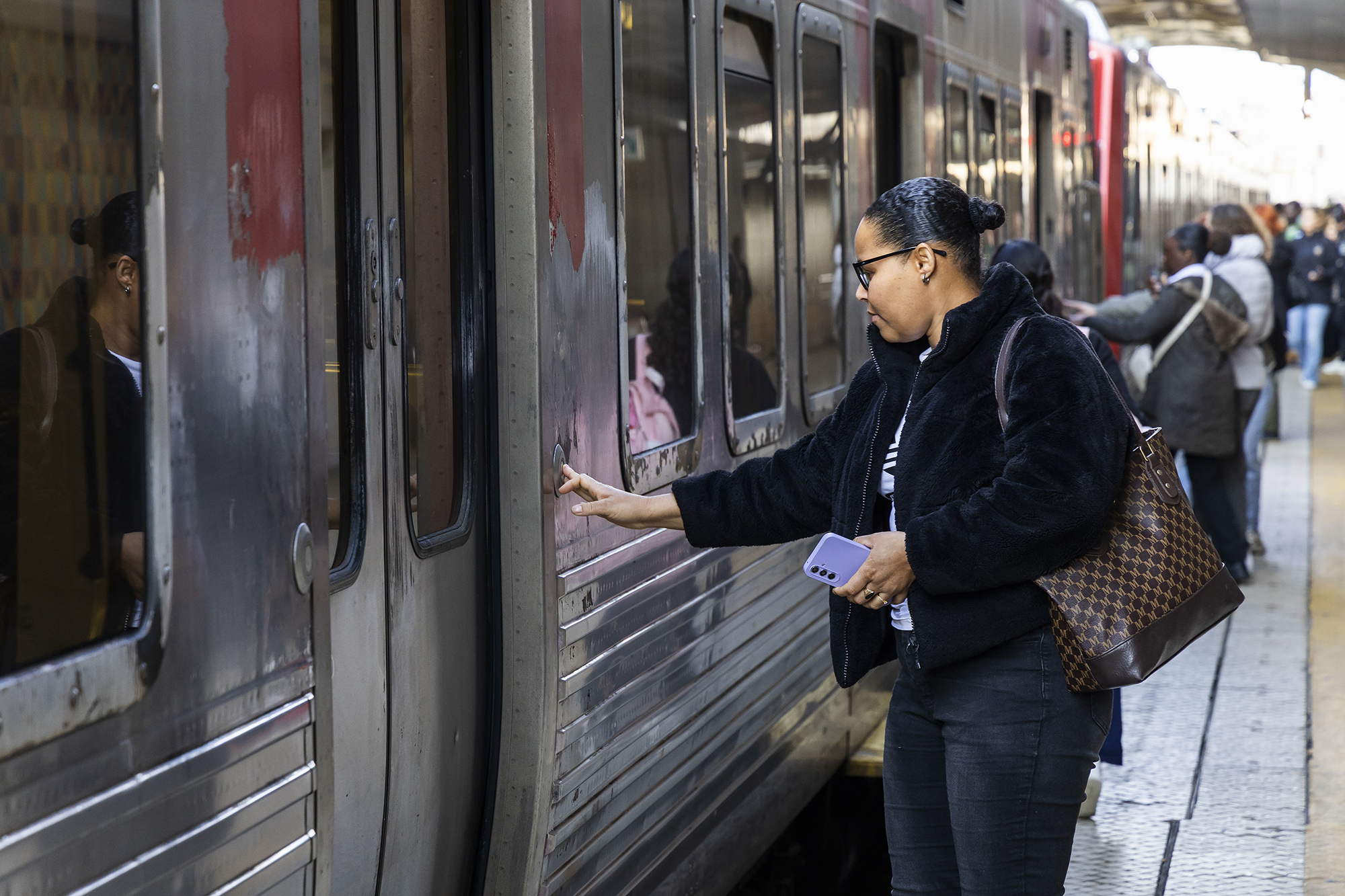 Reportagem da greve geral a 11 de dezembro, na zona de Rio de Mouro - 11DEZ25