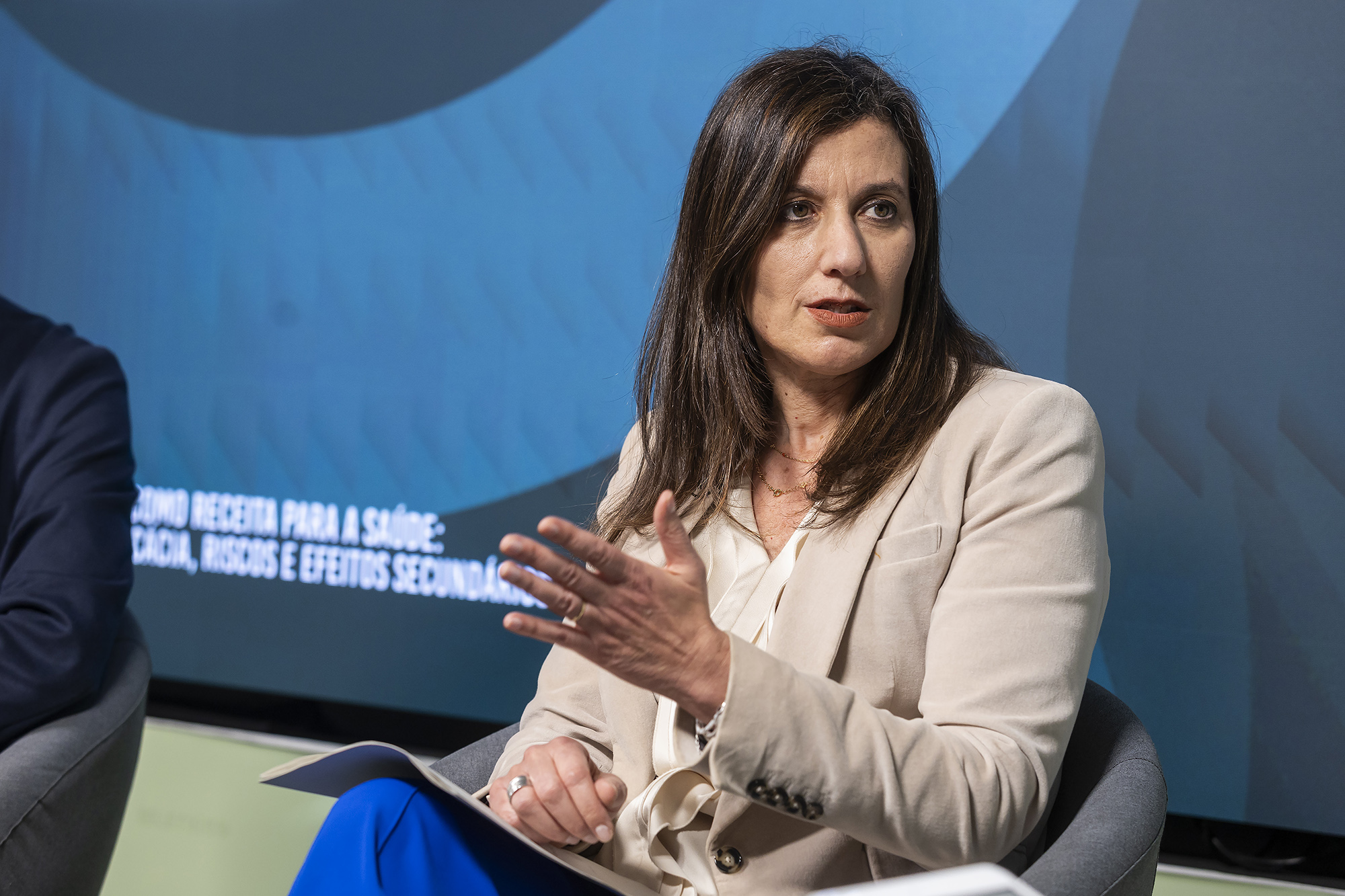 5ª talk .IA: IA como receita para a Saúde: eficácia, riscos e efeitos secundários