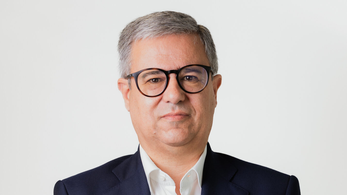 cropped simplefy rui guerreiro