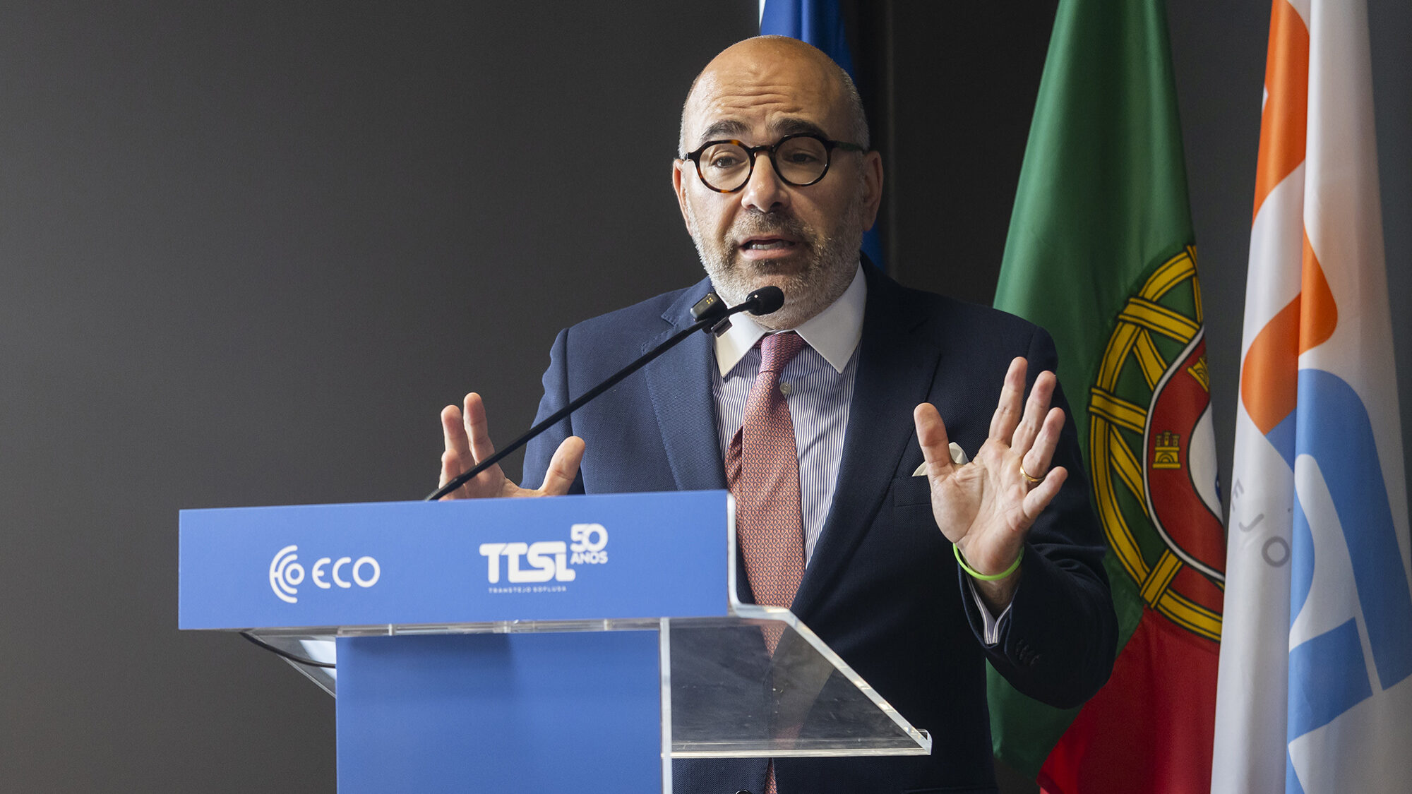 Conferência: "Transporte Público: Uma Década Depois - O Que Mudou?"