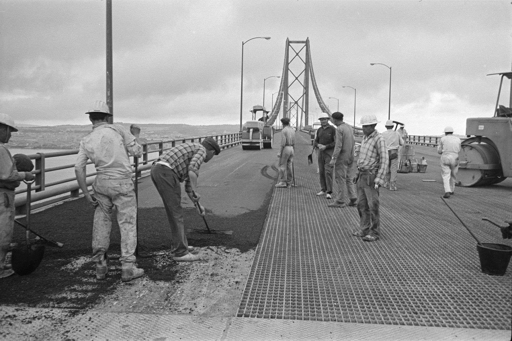 ATENÇÃO: NÃO USAR. FOTOS DE USO EXCLUSIVO NO ARTIGO DOS 60 ANOS DA PONTE 25 DE ABRIL
